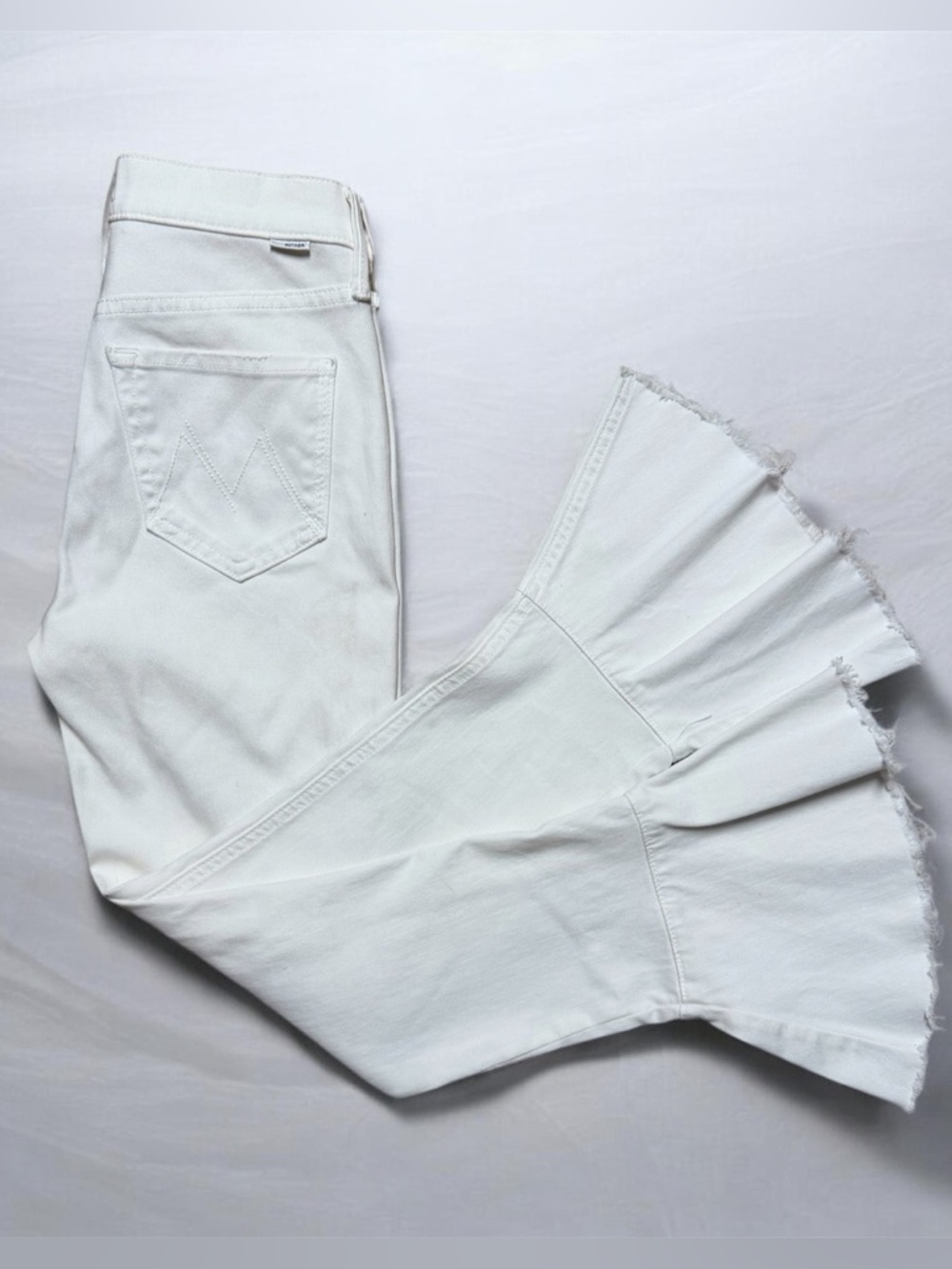 Mother Cha Cha Fray Glass Slipper White Flared Jeans Size 24 Mid Rise Stretch